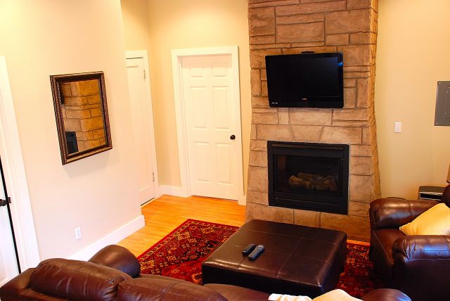Livingroom with Bose home ...